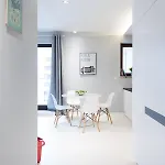 Laurel White With Jacuzzi Bath And Pool Access * Krakow