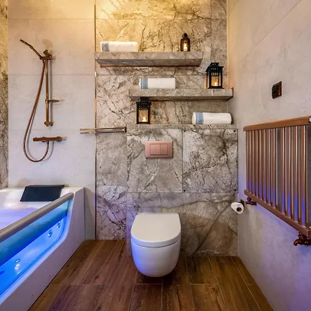 Laurel White Apartment With Jacuzzi Bath And Pool Access * Kraków