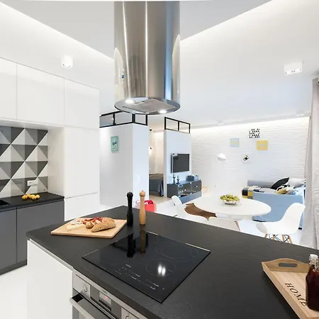 Premium For Old Town & Jewish Quarter - Balcony Pool Onsite Apartmán *